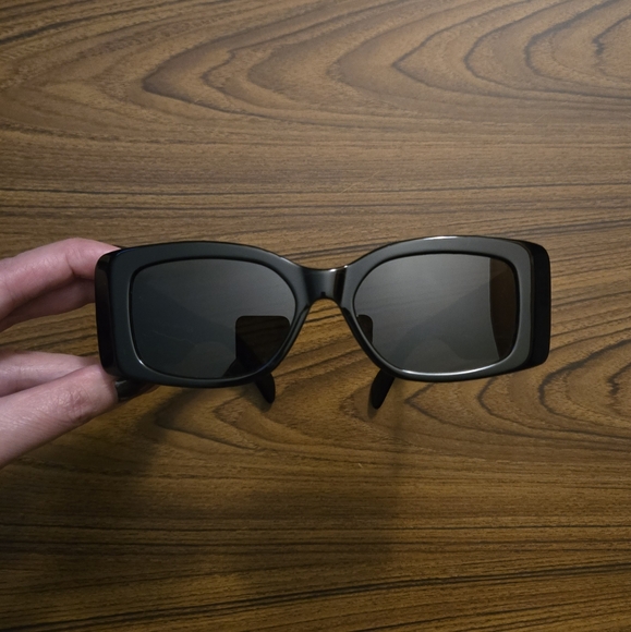 Celine XL Triomphe black sunglasses - Picture 11 of 13